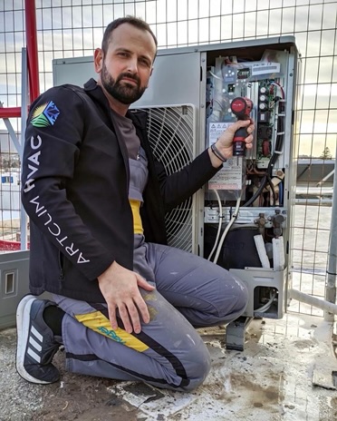 BB855BFC-DC72-4AB3-931A-667F495795E2